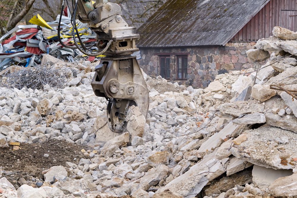 Managing Noise and Dust with Demolition Contractors